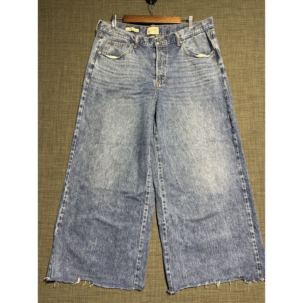 Womens Universal Thread Mid-Rise Super Wide Leg Jeans Size 14 Acid Wash Denim